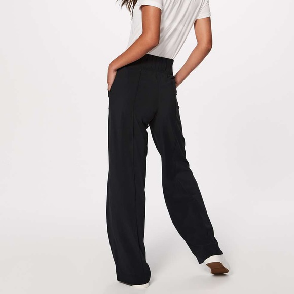 Lululemon Noir Pant - Picture 3 of 7